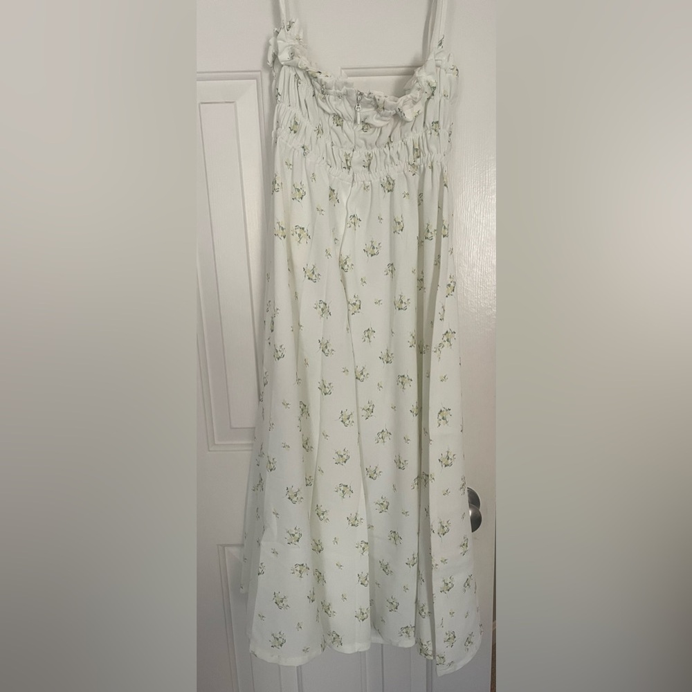 House of CB brand new Christabel dress size L. - Picture 4 of 5